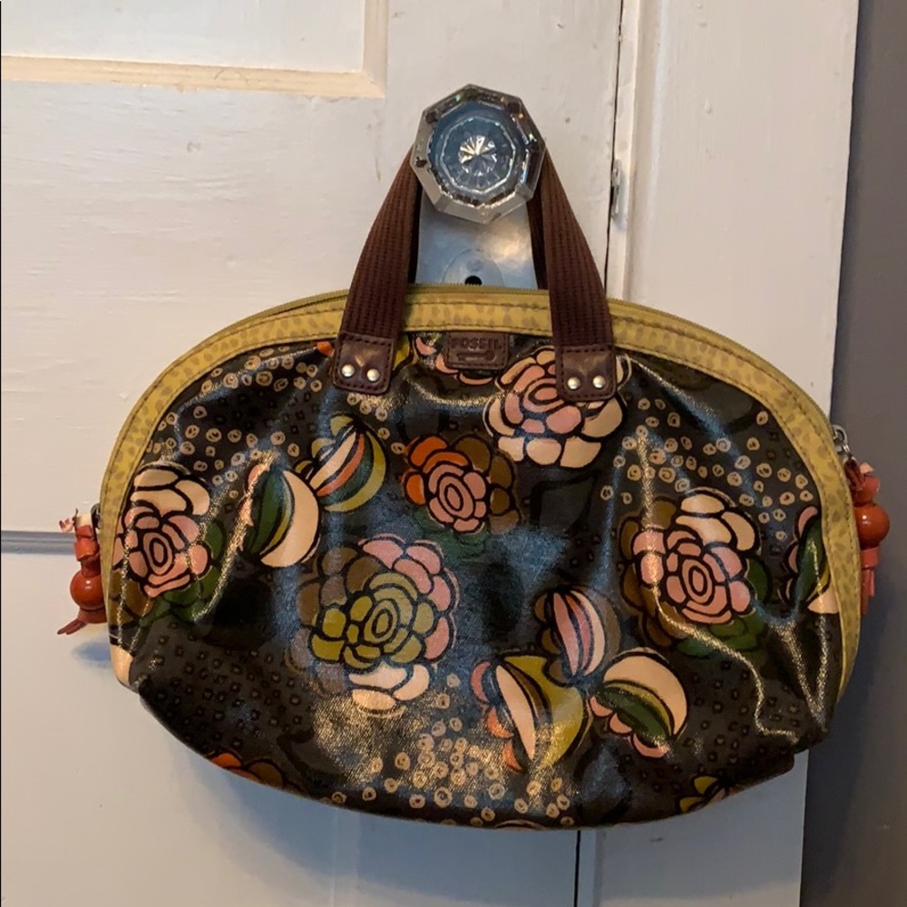 Fossil purse
